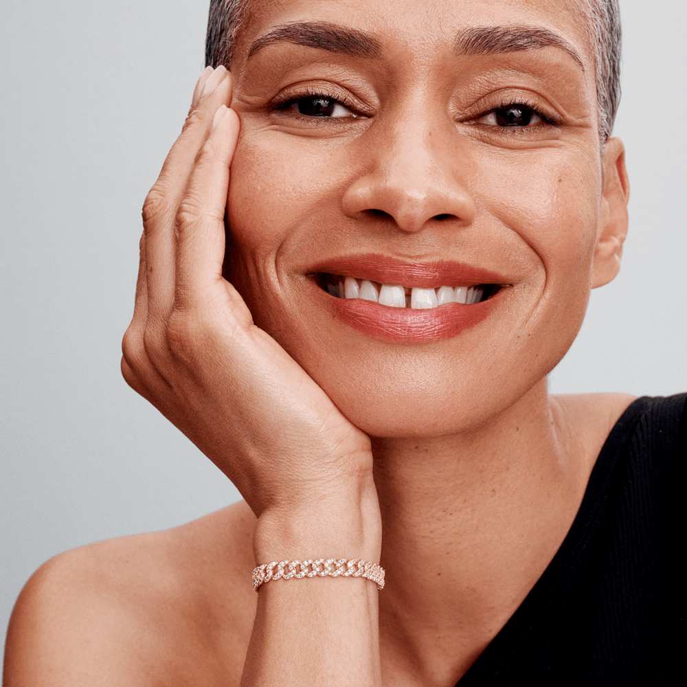 Bracelet cubain élégant en moissanite brillant pour un look sophistiqué