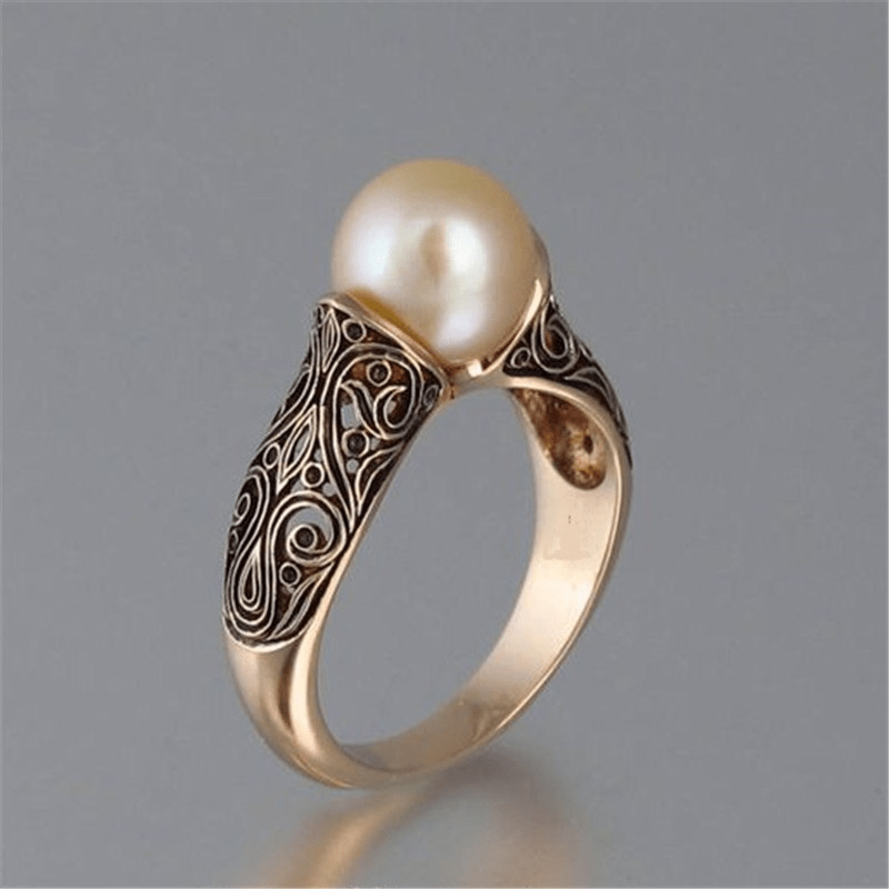 Bague en or vintage avec perle